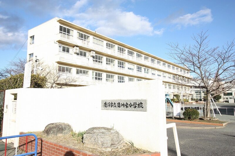 小学校　清須市立清洲東小学校（小学校）まで1079m