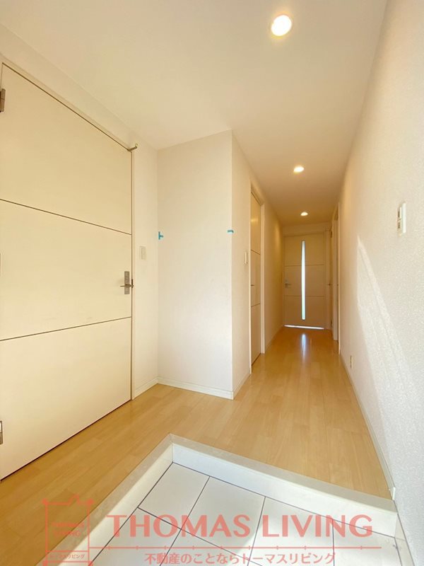 玄関　※別室参考画像