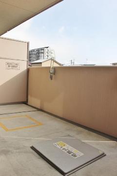 　バルコニー　ベランダ