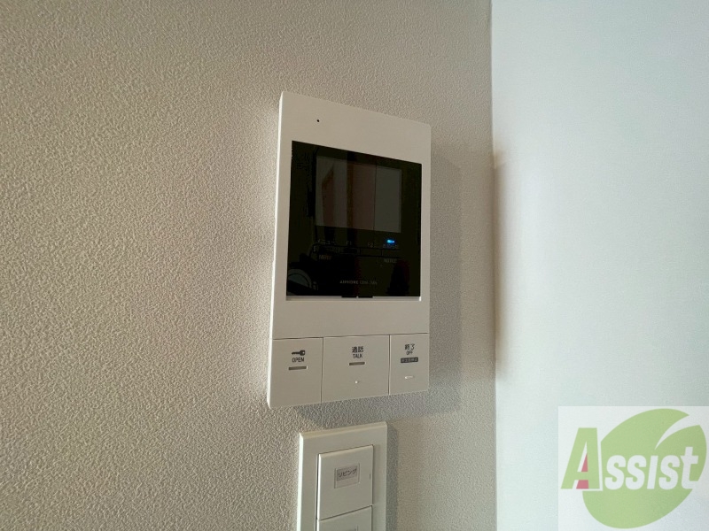 セキュリティ　モニタ付インターホンでセキュリティ面も安心です。