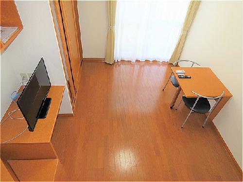 居室・リビング　ベッド上からのアングルです