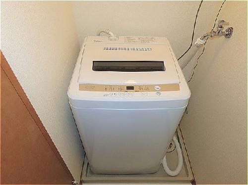 その他設備　洗濯機も付いています