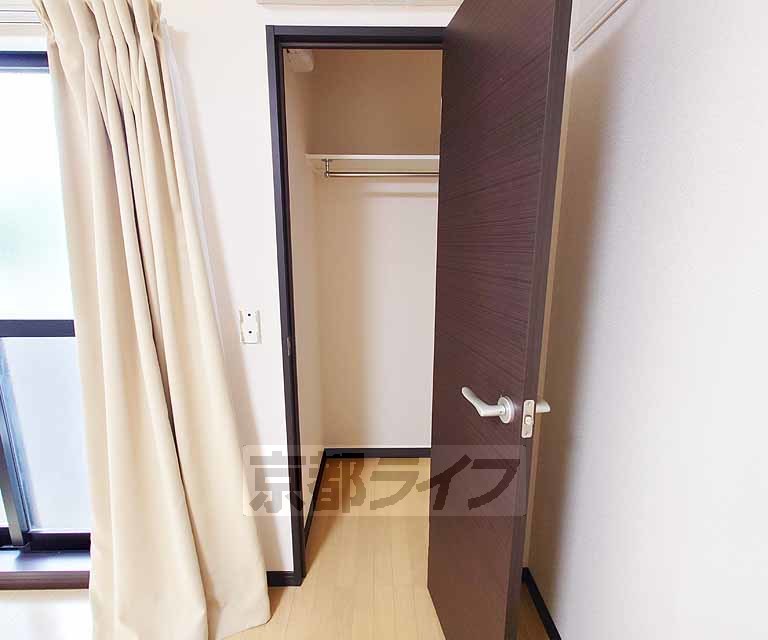 収納　ロングコート対応