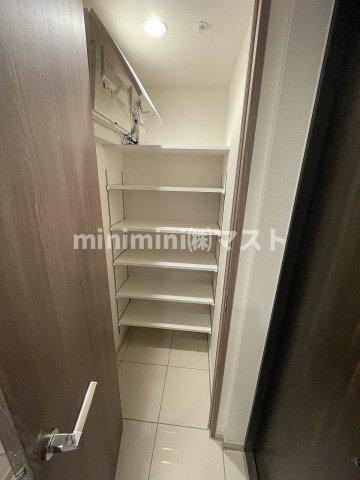 玄関　※建物内別間取参考写真