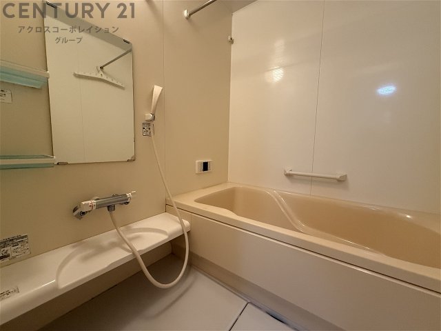 バス・シャワールーム　2口ガスコンロついてます