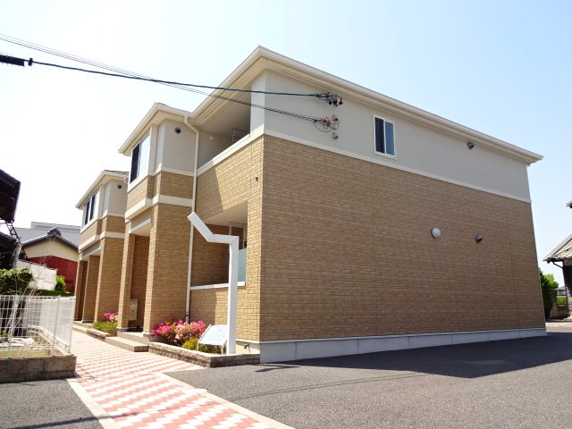 建物外観　外観写真（昼）