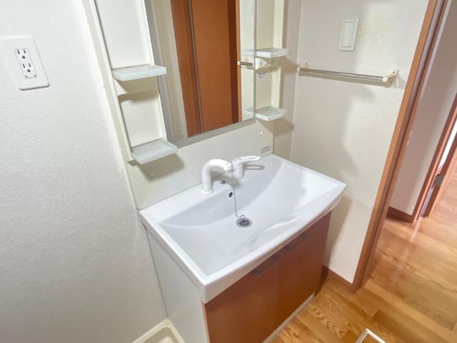 洗面設備　洗髪洗面化粧台