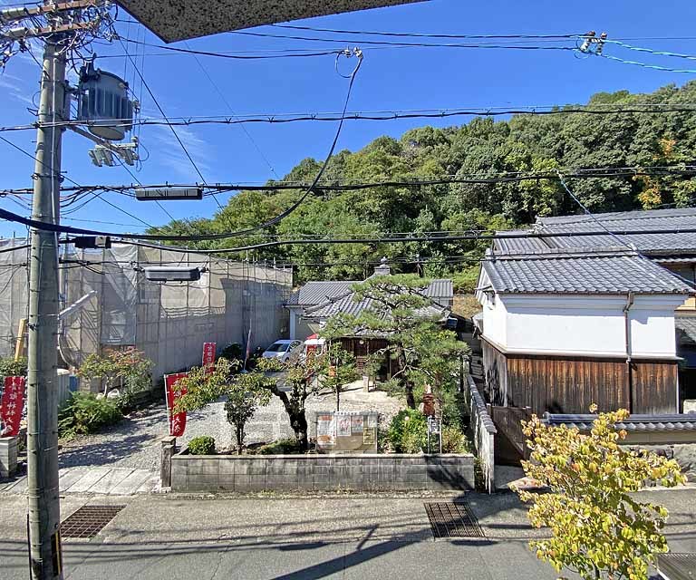 眺望　周りは閑静な住宅街です。