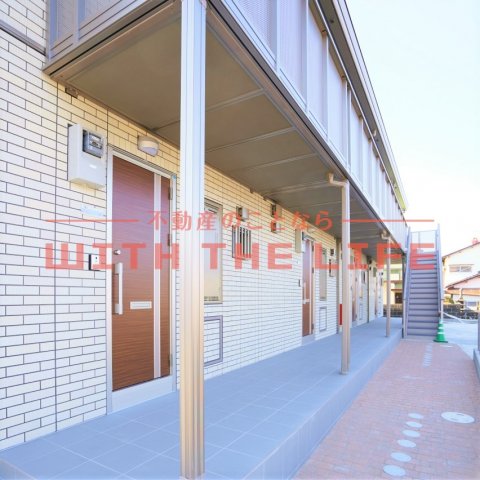 エントランス　ゆとりのあるエントランスです