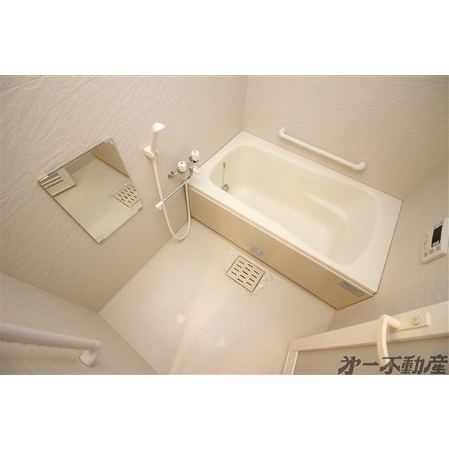 バス・シャワールーム　バス