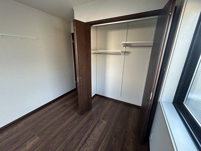 収納　洋室収納