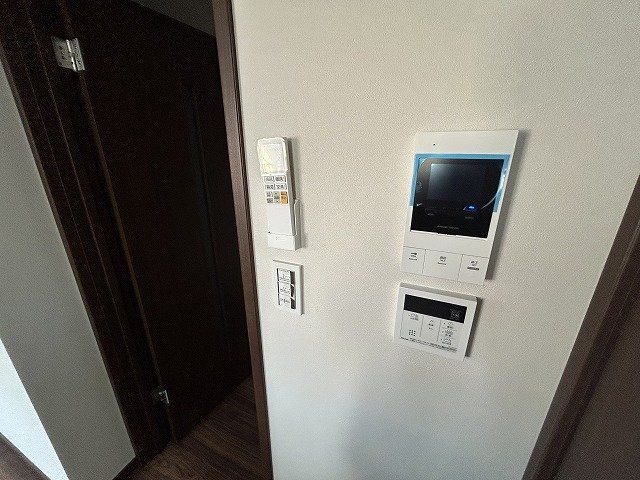 セキュリティ　モニター付インターホン