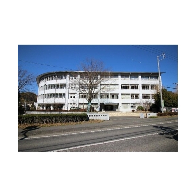 中学校　静岡市立竜爪中学校（中学校）まで1900m