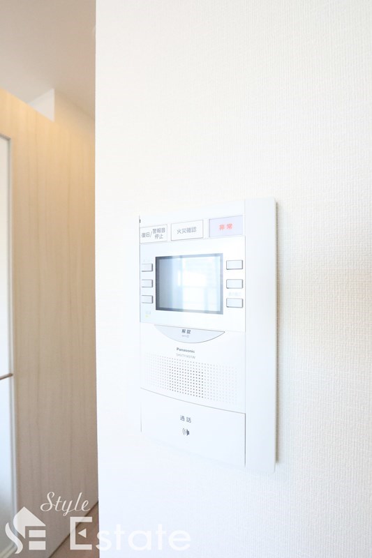 セキュリティ　モニター付きインターホン