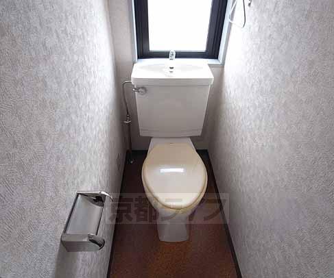 トイレ　トイレです。