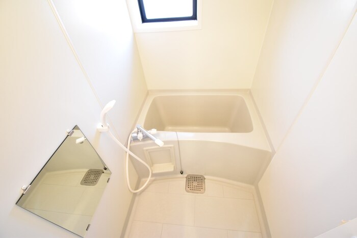 バス・シャワールーム　浴室