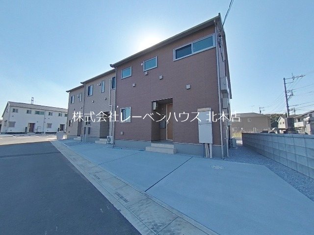 建物外観　レーベンハウス北本店へ　048-590-5757