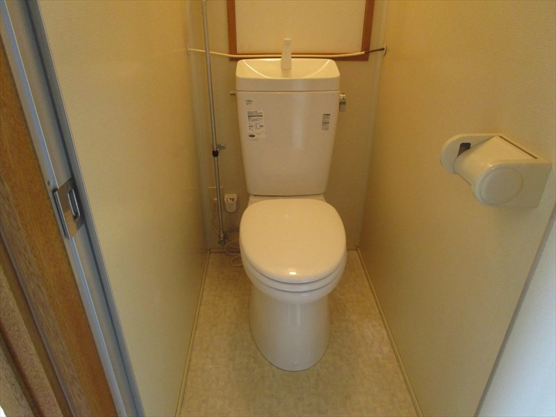トイレ　コンパクトで使いやすいトイレです