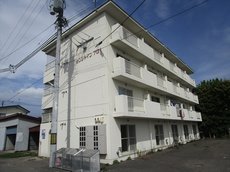 建物外観　外観は落ち着いています