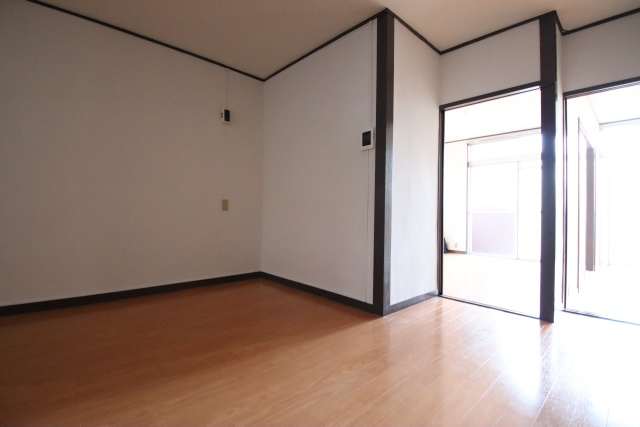 居室・リビング　※別号室参考写真の為現状優先となります