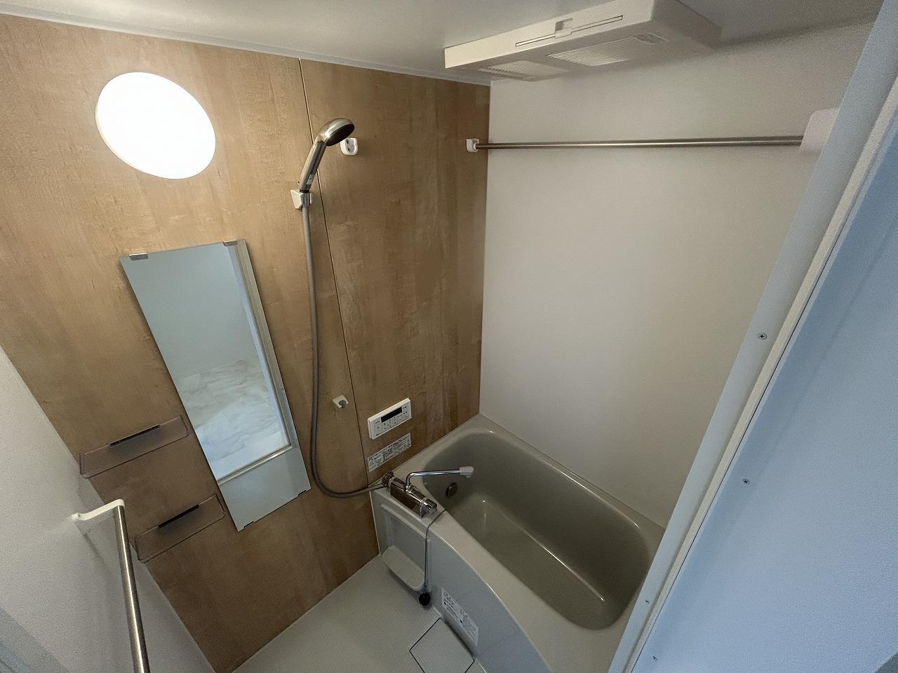 バス・シャワールーム