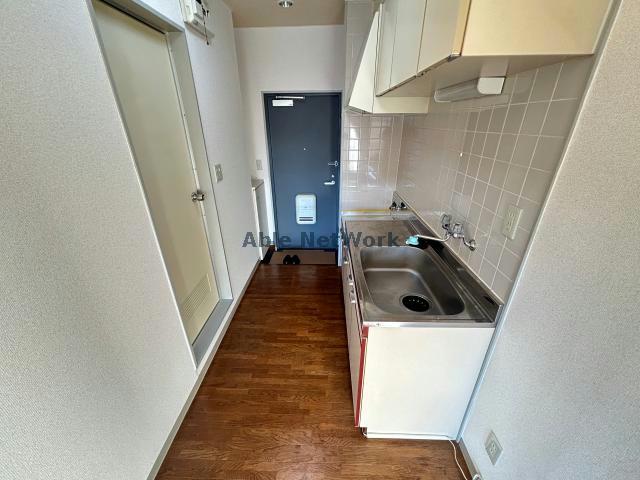 居室・リビング　他号室の写真になります。