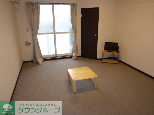 居室・リビング　家具無し部屋になります