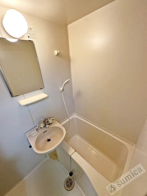 バス・シャワールーム　セパレートです。