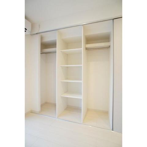 収納　クローゼット