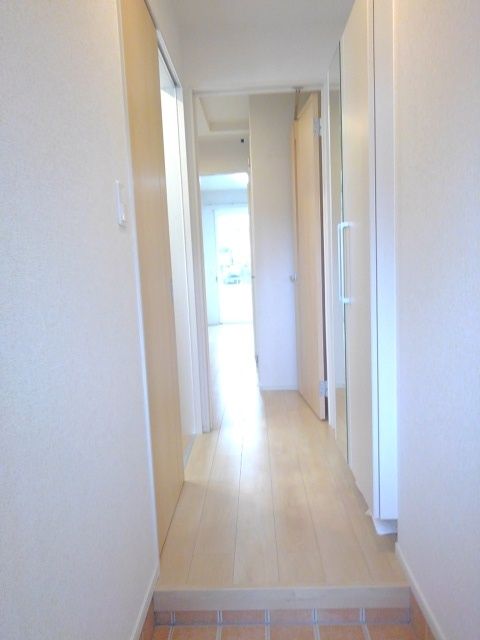 玄関　落ち着いた玄関です