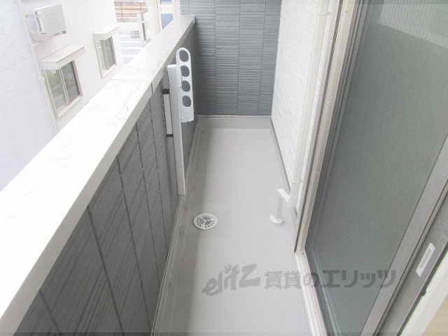 バルコニー　東側