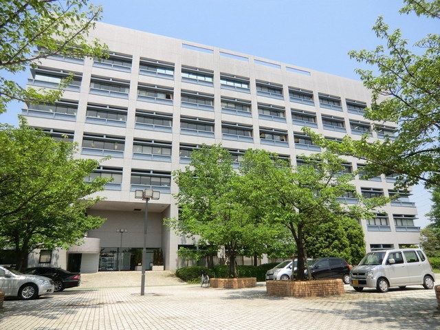 役所　三郷市役所（役所）まで510m