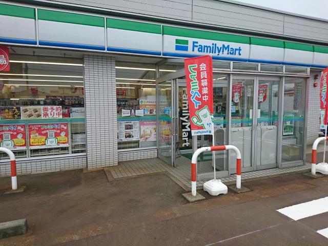 コンビニ　ファミリーマート長岡下々条店（コンビニ）まで1040m