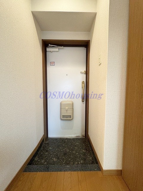 玄関　シューズボックス付き