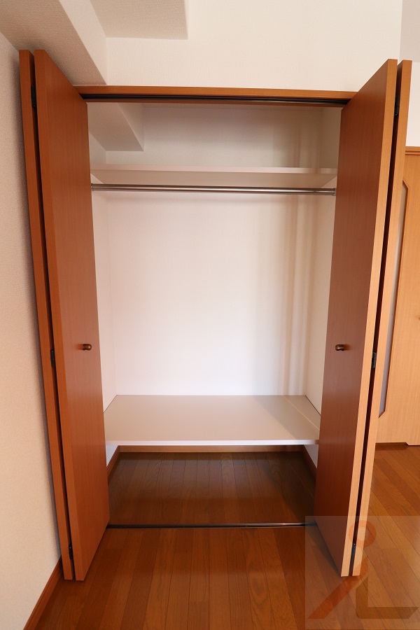 収納　写真は別号室です。現況優先になります。