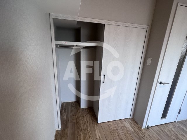 収納　ラシーヌ住吉大社　クローゼット