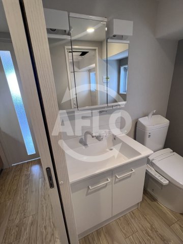 洗面設備　ラシーヌ住吉大社　独立洗面台