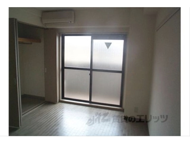 居室・リビング　居室