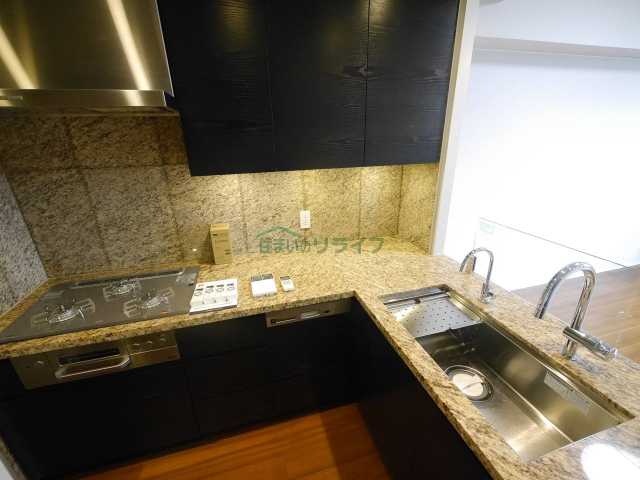 キッチン　ザ・パークハウス四番町レジデンス