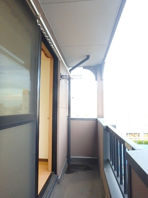 バルコニー　図面と現状に相違がある場合には現状を優先