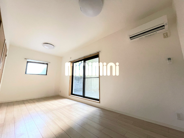 その他部屋・スペース　９．５帖と広めのお部屋