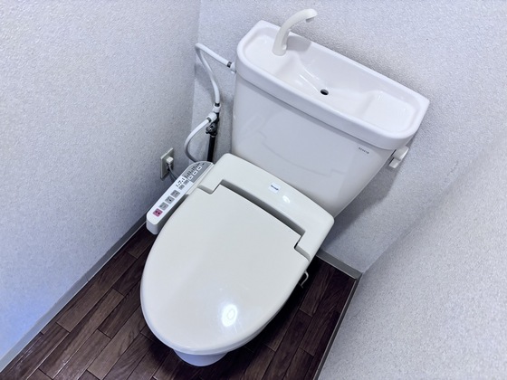 トイレ　シャワー付きトイレ