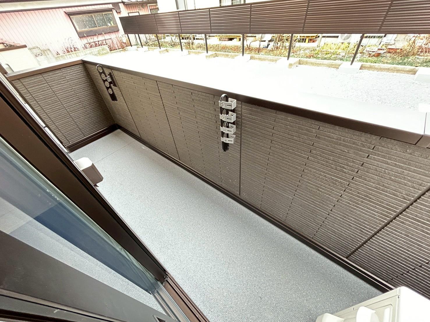 バルコニー　バルコニー