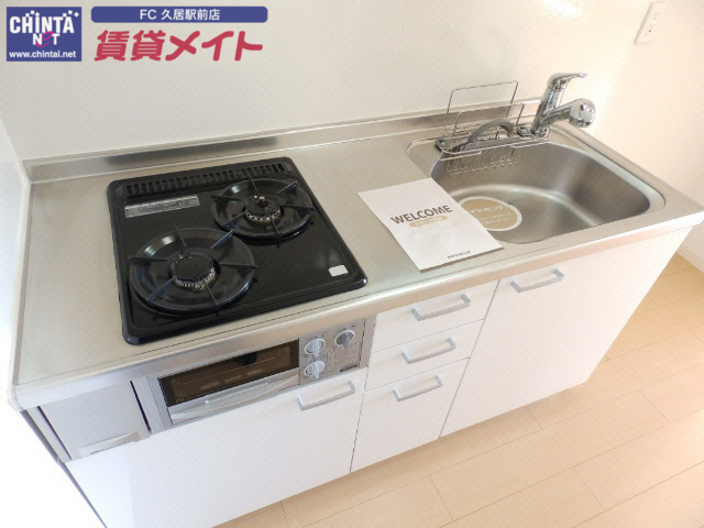 キッチン　同物件別室の画像です