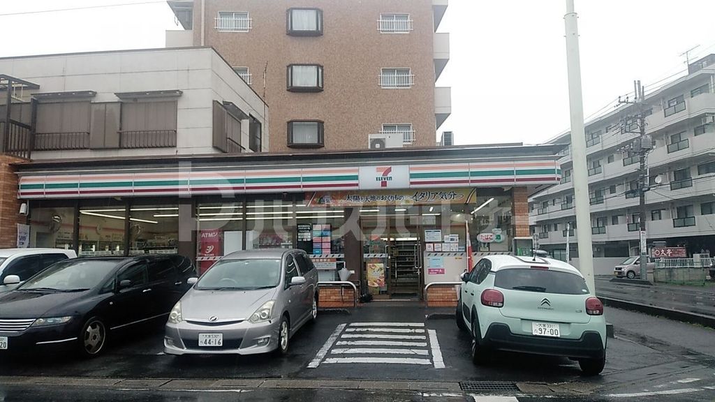 コンビニ　セブン-イレブン 東大宮４丁目店（コンビニ）まで400m