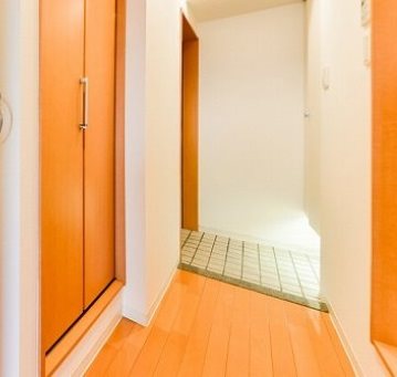 玄関　★見学予約受付中★