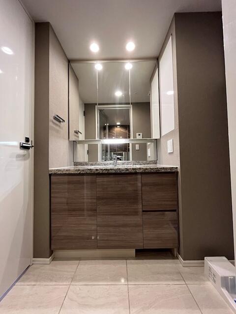 洗面設備　別部屋参考画像