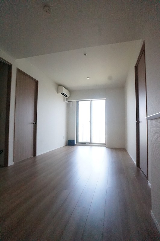 居室・リビング　くつろぎと機能性を両立する、ちょうどいい広さ。