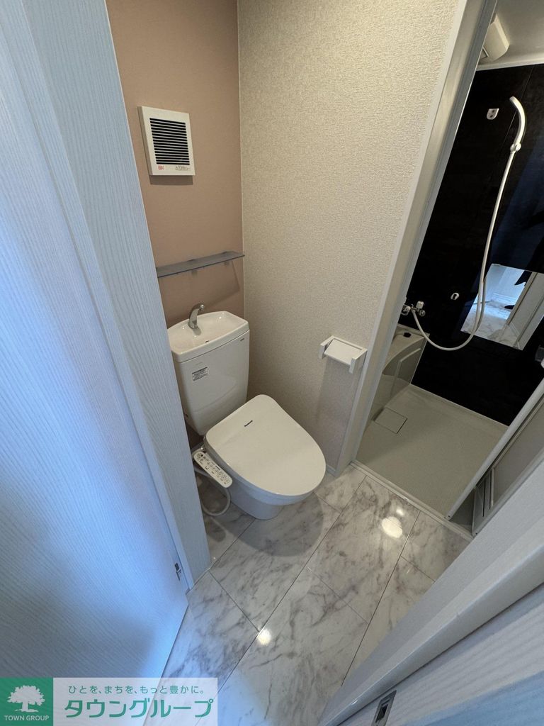 トイレ　キッチン