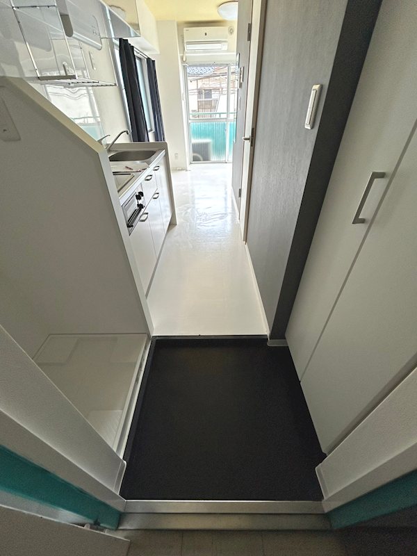 玄関　別号室参照画像です。